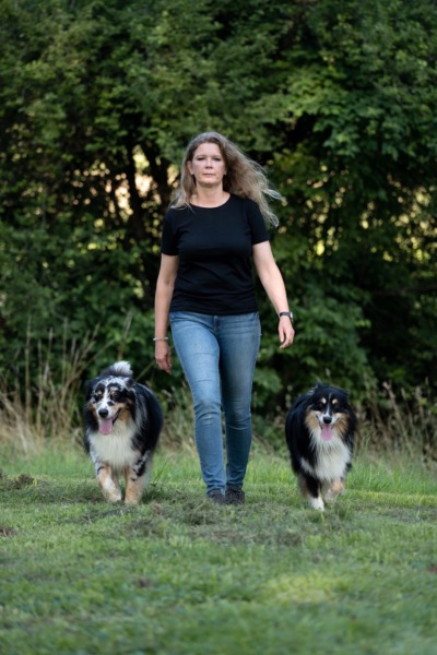 Jennifer Tomasek - Hundetrainer der Hundeschule in Reutlingen